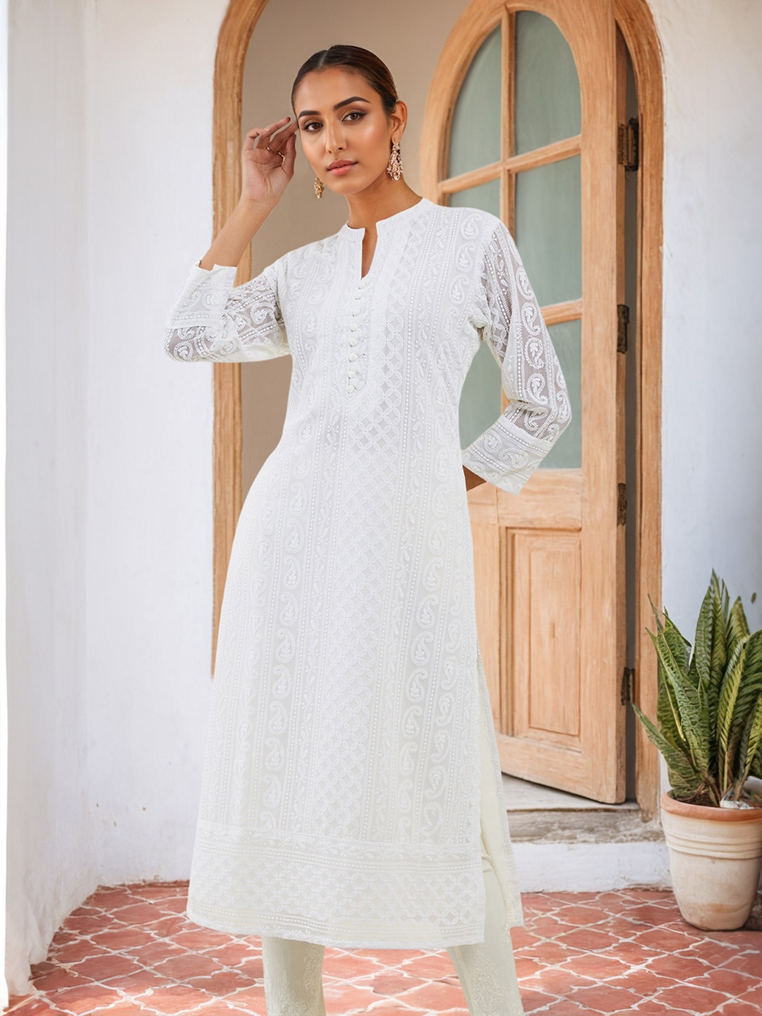 

Soch Women Ethnic Motifs Embroidered Chikankari Georgette Kurta, Off white