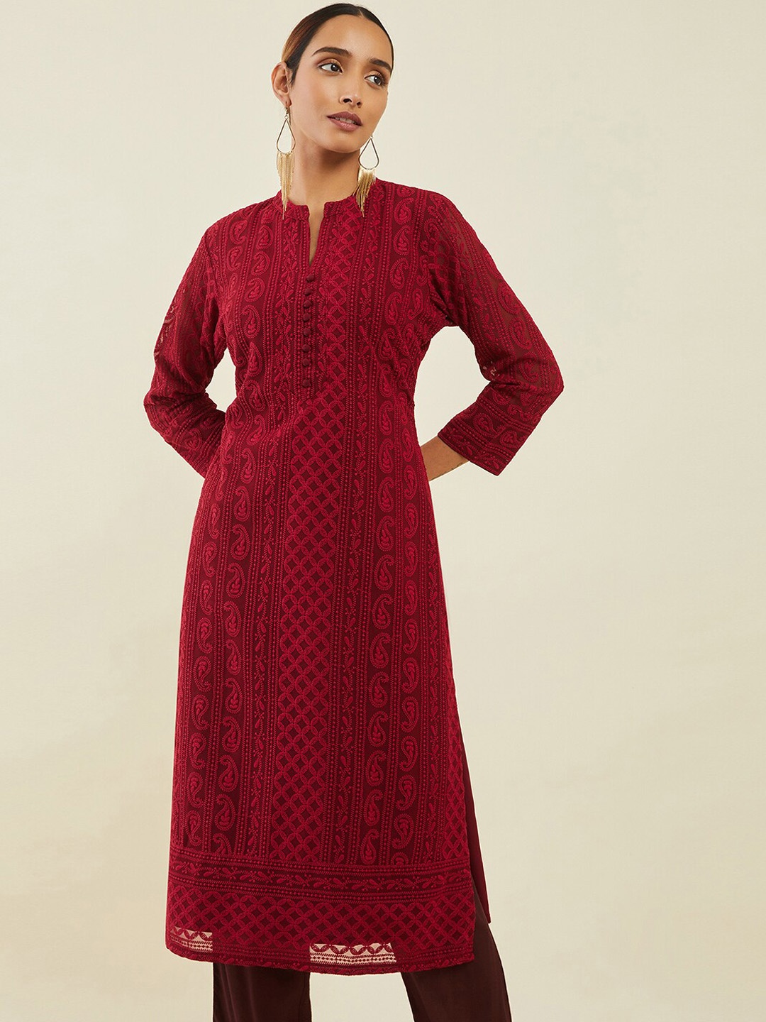 

Soch Women Paisley Embroidered Chikankari Georgette Kurta, Maroon