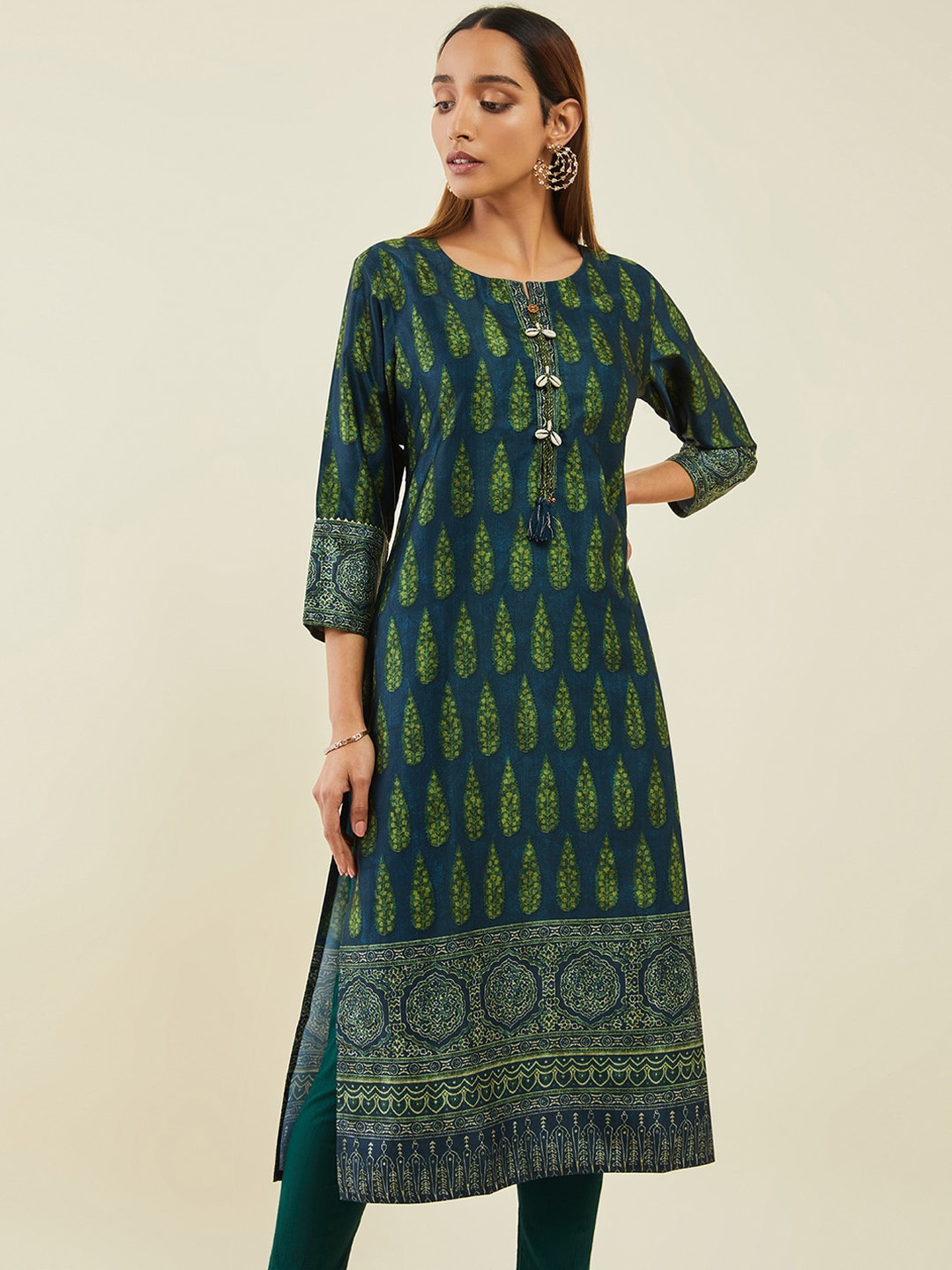 

Soch Women Floral Printed Floral Kurta, Navy blue