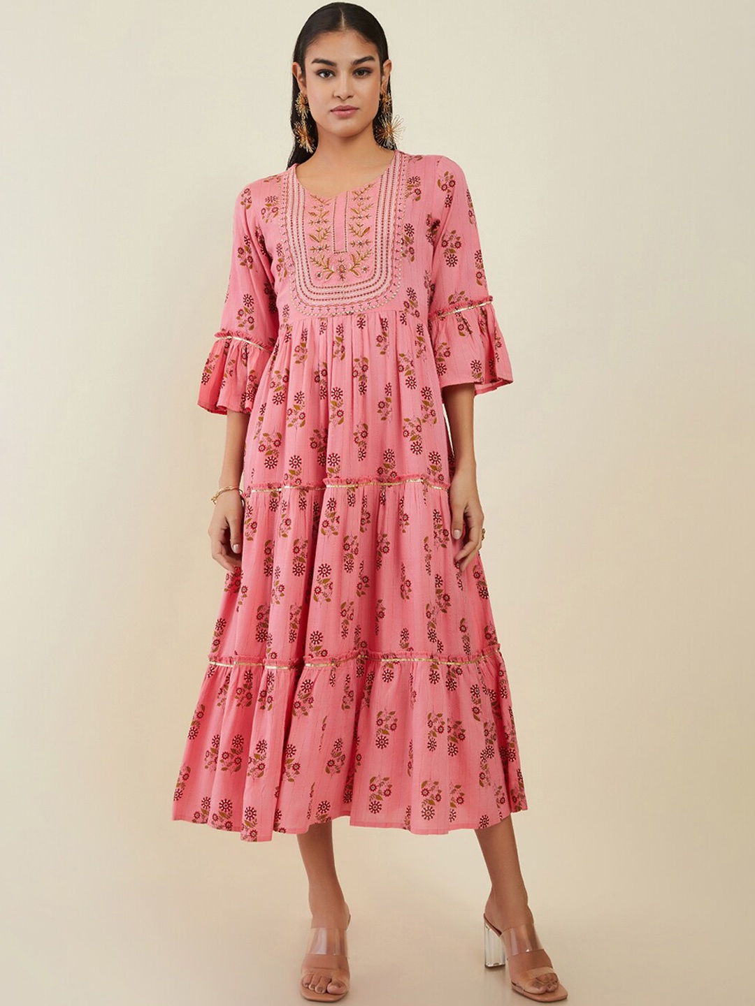 

Soch Women Floral Printed Bell Sleeves Gotta Patti Anarkali Kurta, Pink