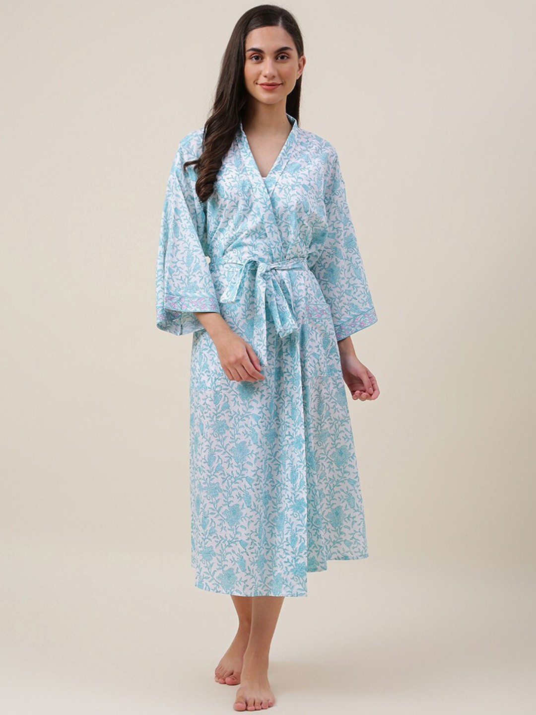 

Fabindia Women Printed Cotton Bath Robe With Belt, White