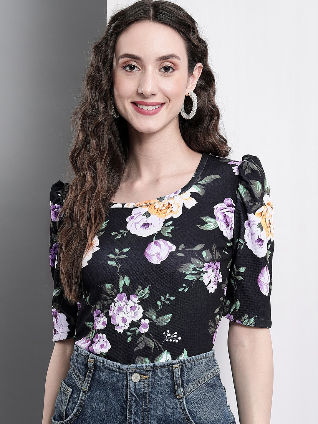 

Darzi Floral Print Puff Sleeved Top, Black