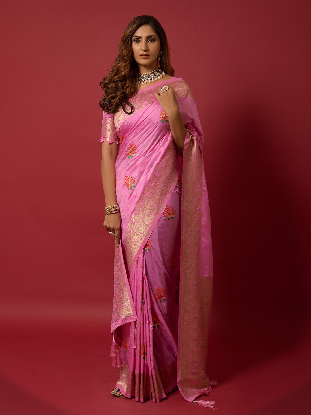

ODETTE Woven Design Zari Saree, Pink