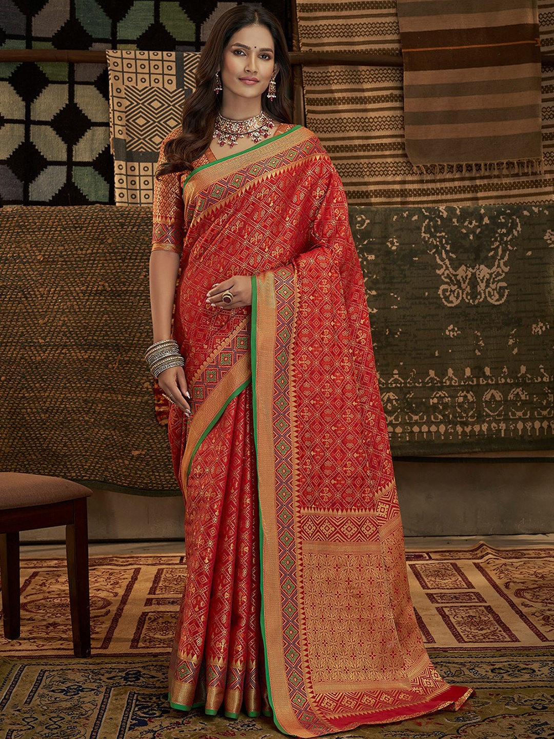 

ODETTE Ethnic Motifs Woven Design Zari Border Saree, Red
