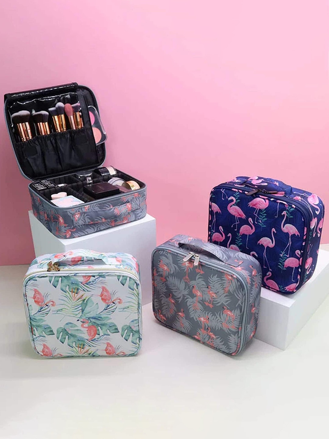 

HOUSE OF QUIRK White & Green Printed Makeup Pouch With Adjustable Compartment