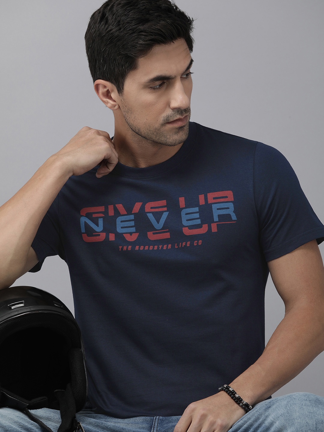 

Roadster Pure Cotton Printed T-shirt, Navy blue