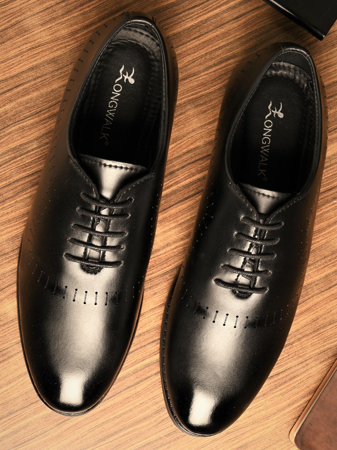 

Longwalk Men Round Toe Formal Derbys, Black