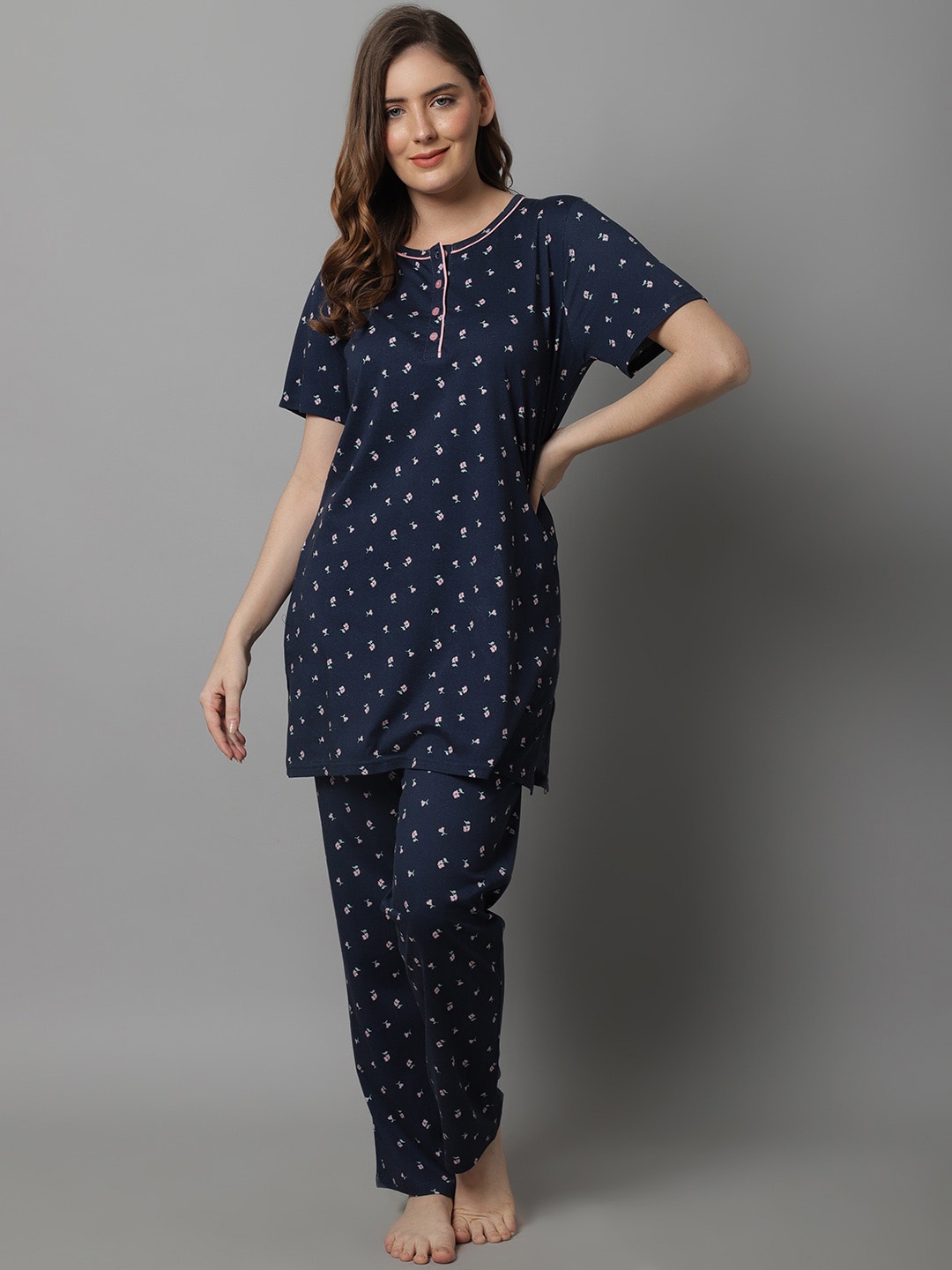 

Kanvin Women Floral Printed Night Suit, Navy blue