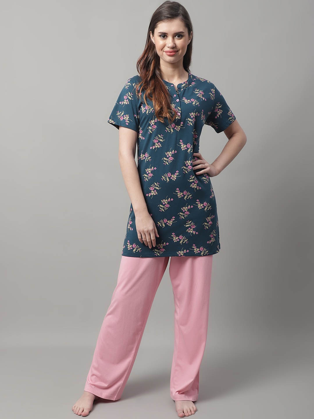 

Kanvin Women Floral Printed Pure Cotton Night Suit, Teal