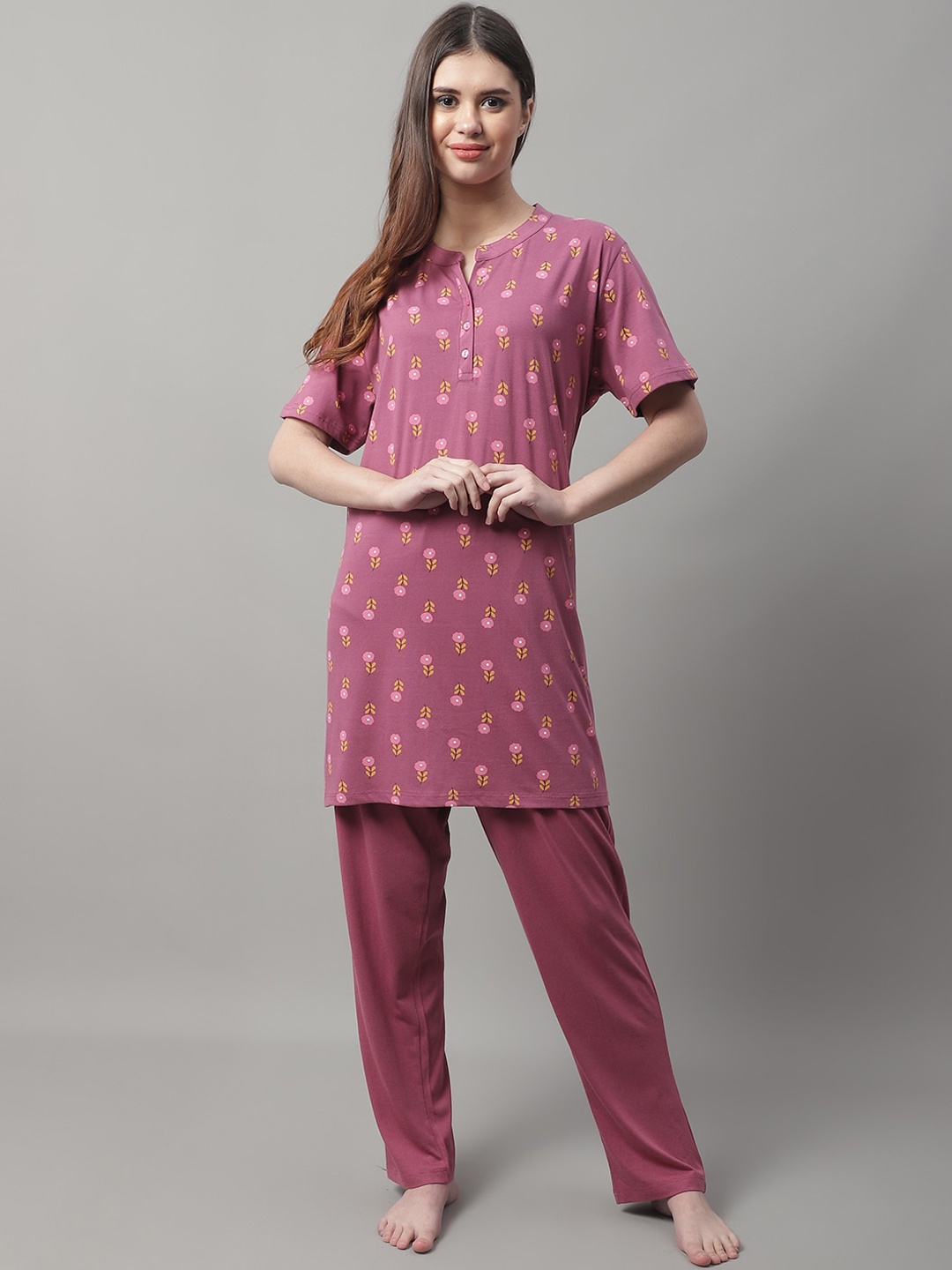 

Kanvin Women Floral Printed Pure Cotton Night Suit, Lavender