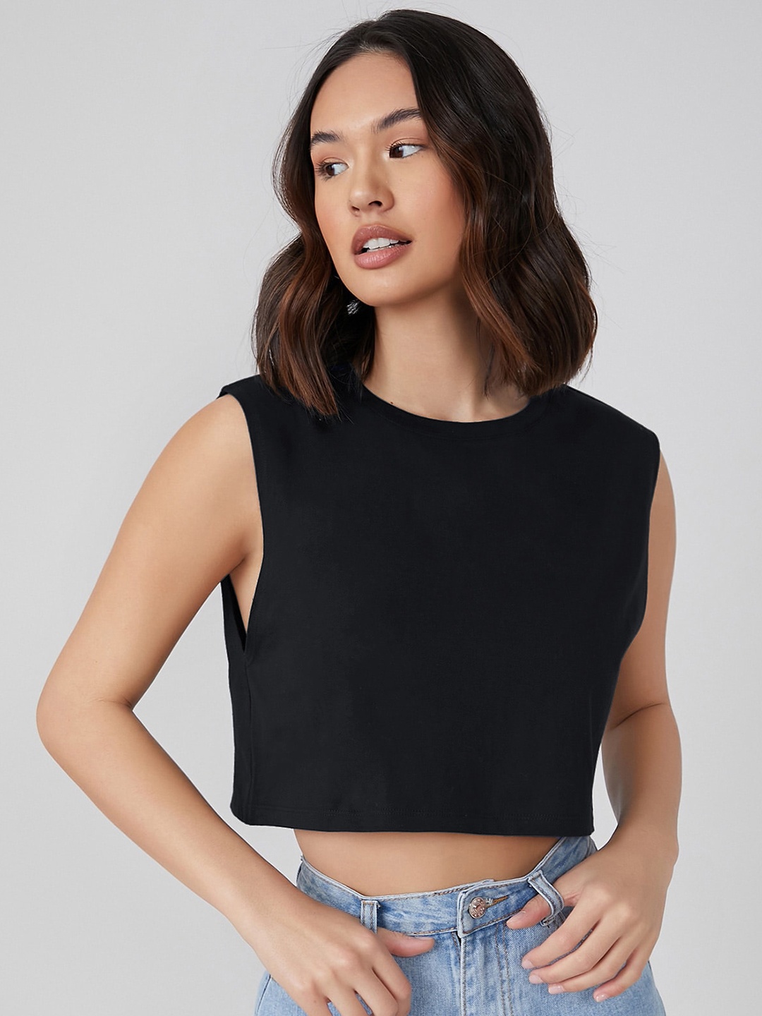 

AAHWAN Round Neck Crop Top, Black
