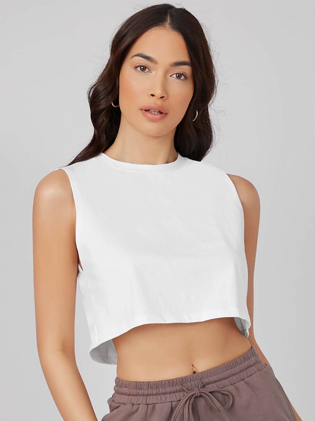 

AAHWAN Sleeveless Crop T-Shirt, White