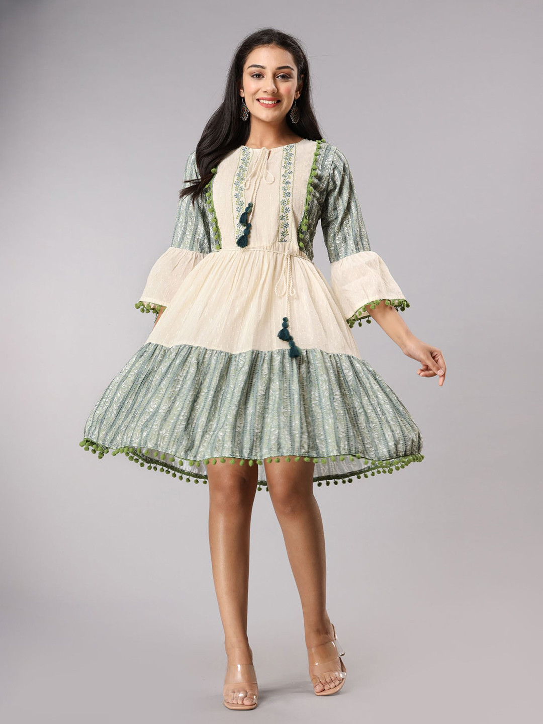 

FASHION DWAR Tie Up Neck Fit And Flare Cotton Dress, Green