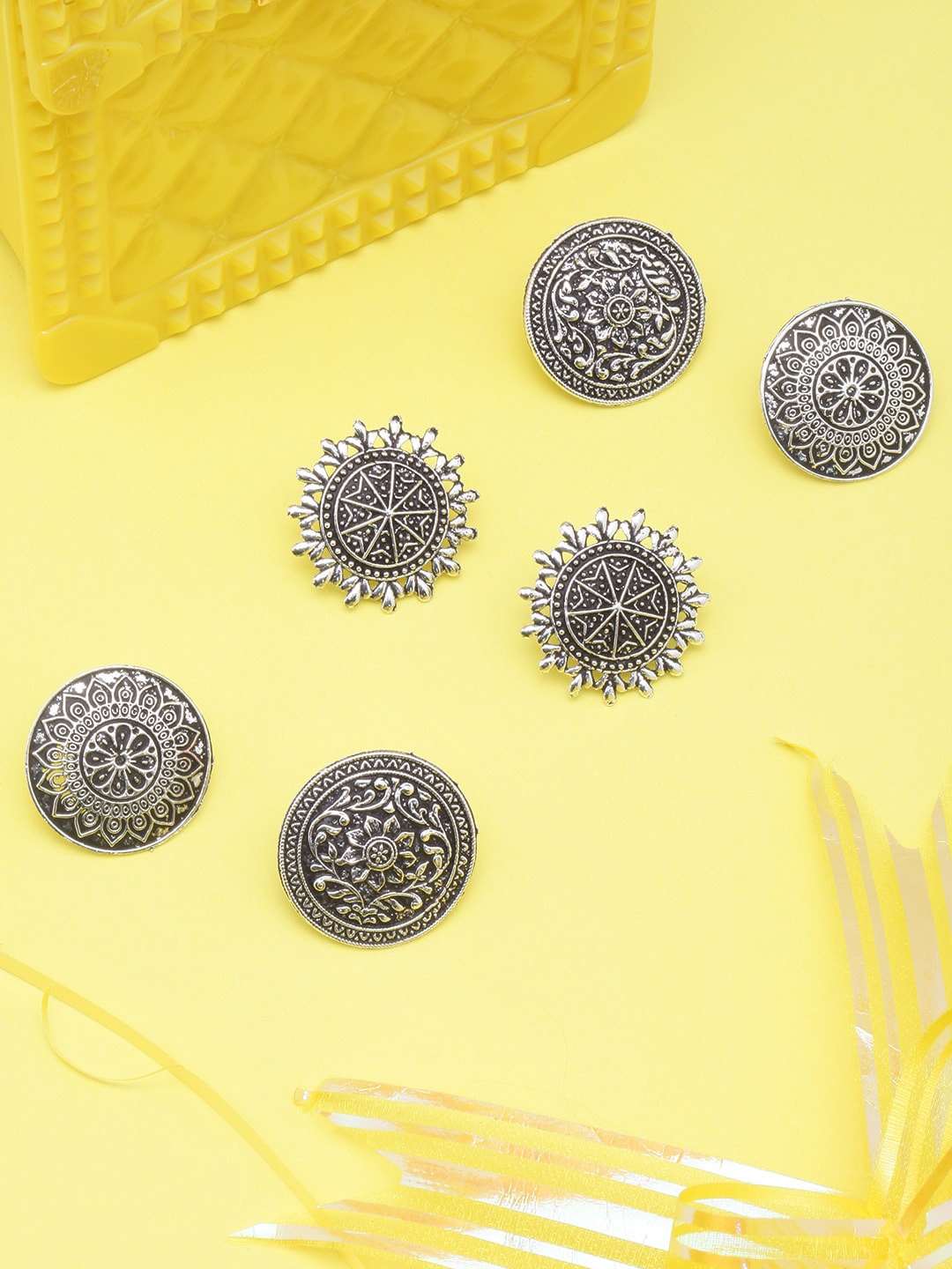 

Anouk Set Of 3 Silver-Plated Oxidised Circular Studs Earrings