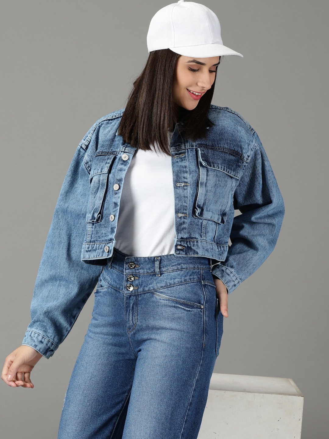 

SHOWOFF Women Spread Collar Crop Denim Jacket, Blue