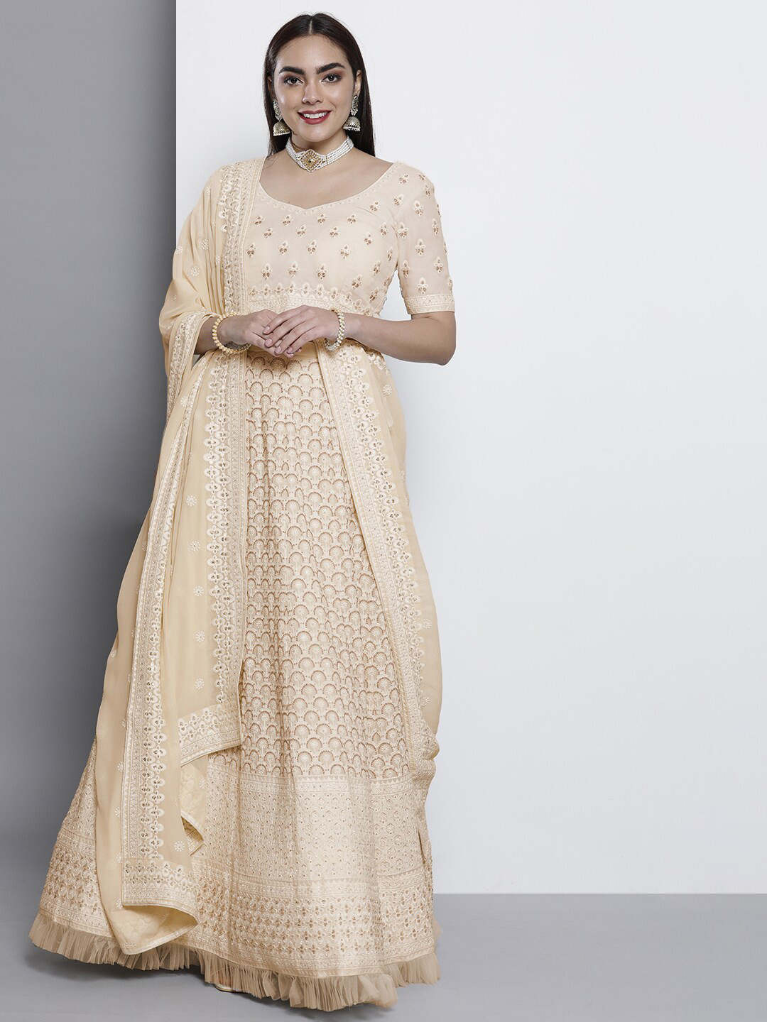 

Fusionic Embroidered Thread Work Semi-Stitched Lehenga & Unstitched Blouse With Dupatta, Beige