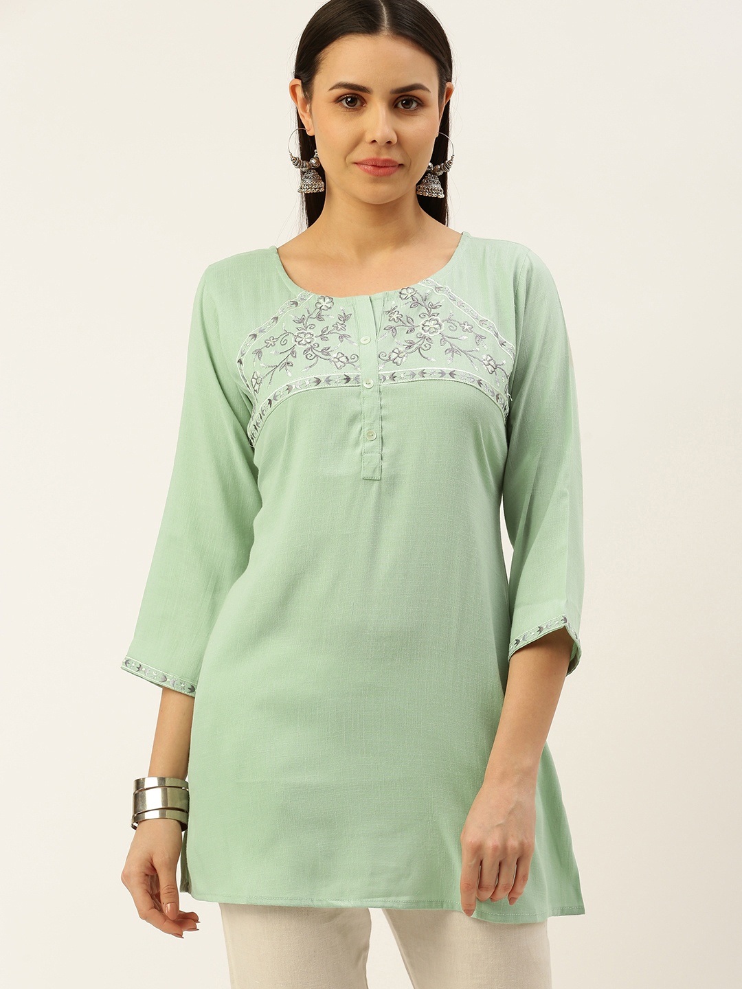 

RACHNA Women Green Floral Embroidered Kurta