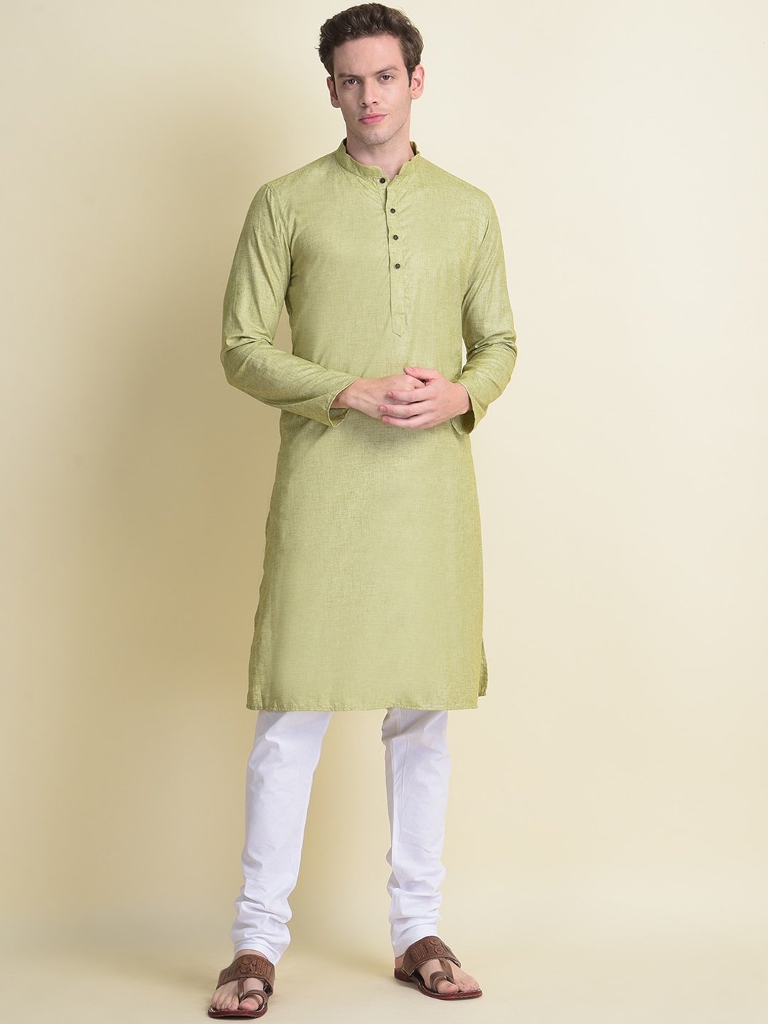 

NAMASKAR Men Mandarin Collar Cotton Kurta, Green