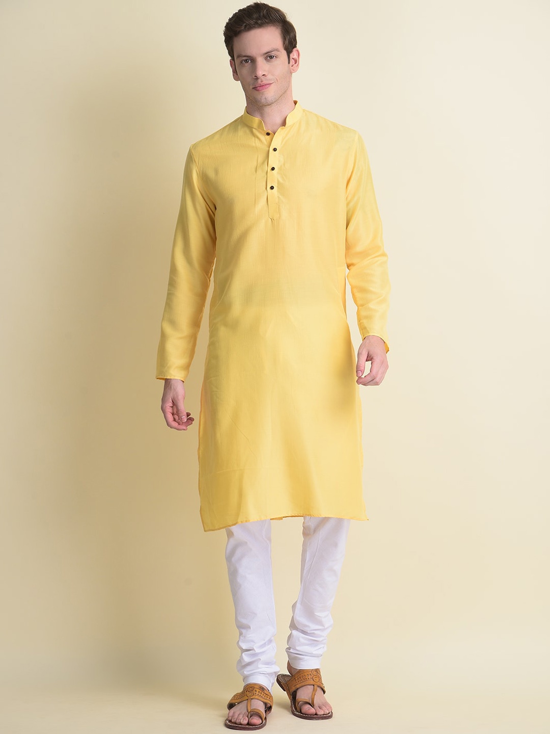 

NAMASKAR Men Mandarin Collar Kurta, Yellow