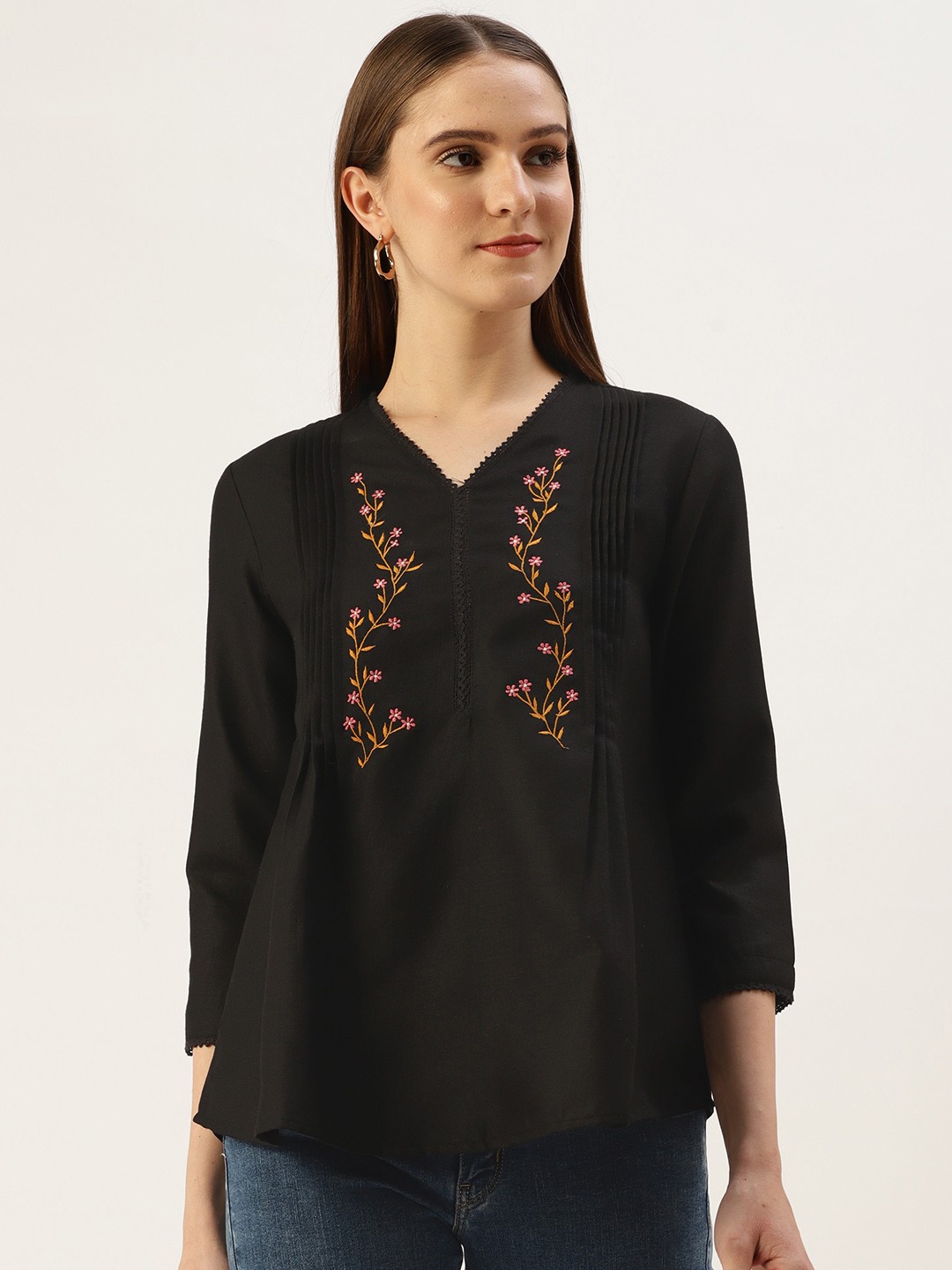 

Off Label Black Floral Embroidered Top