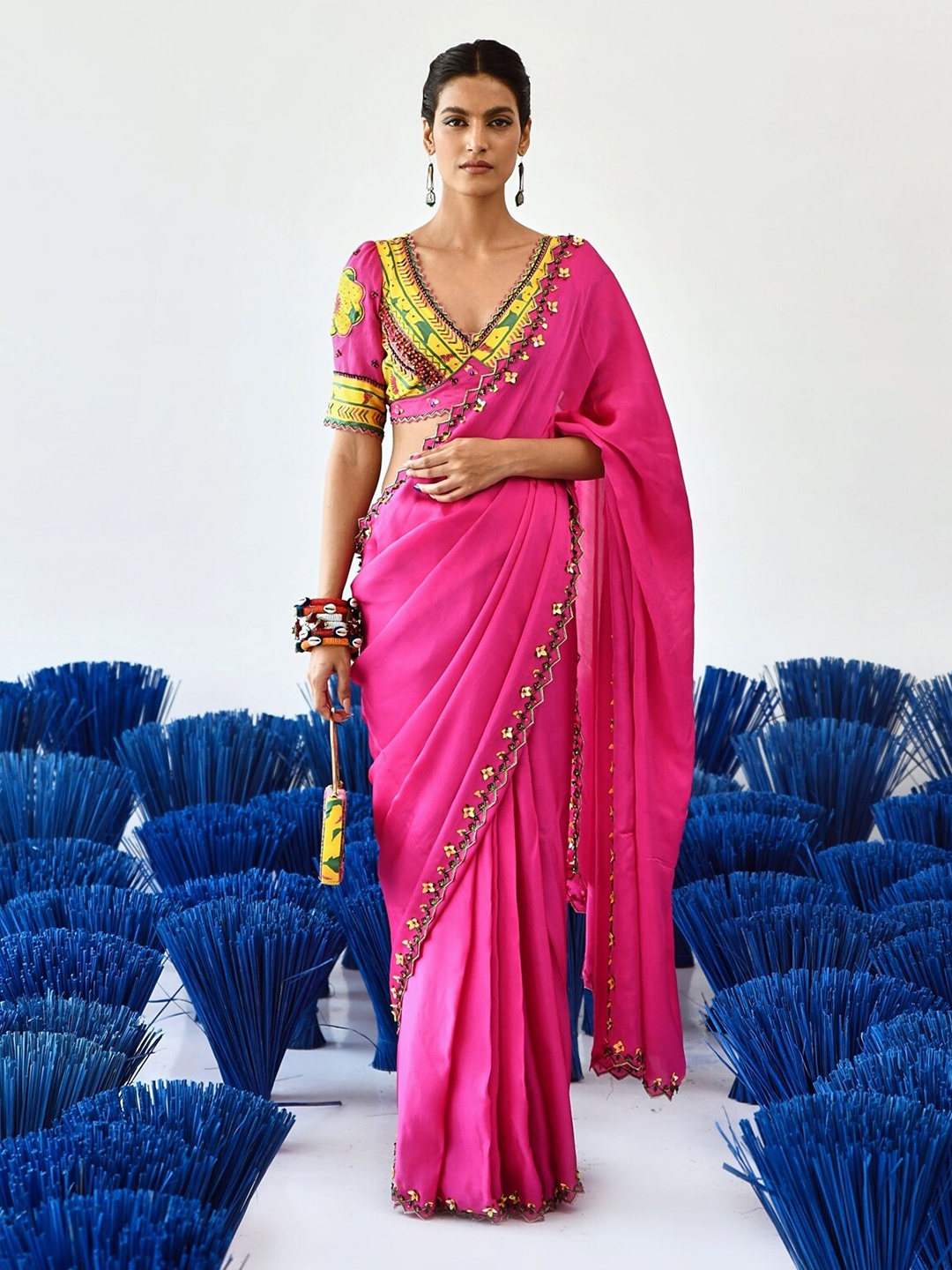 

Baise Gaba Beads And Stones Embellished Satin Saree, Pink