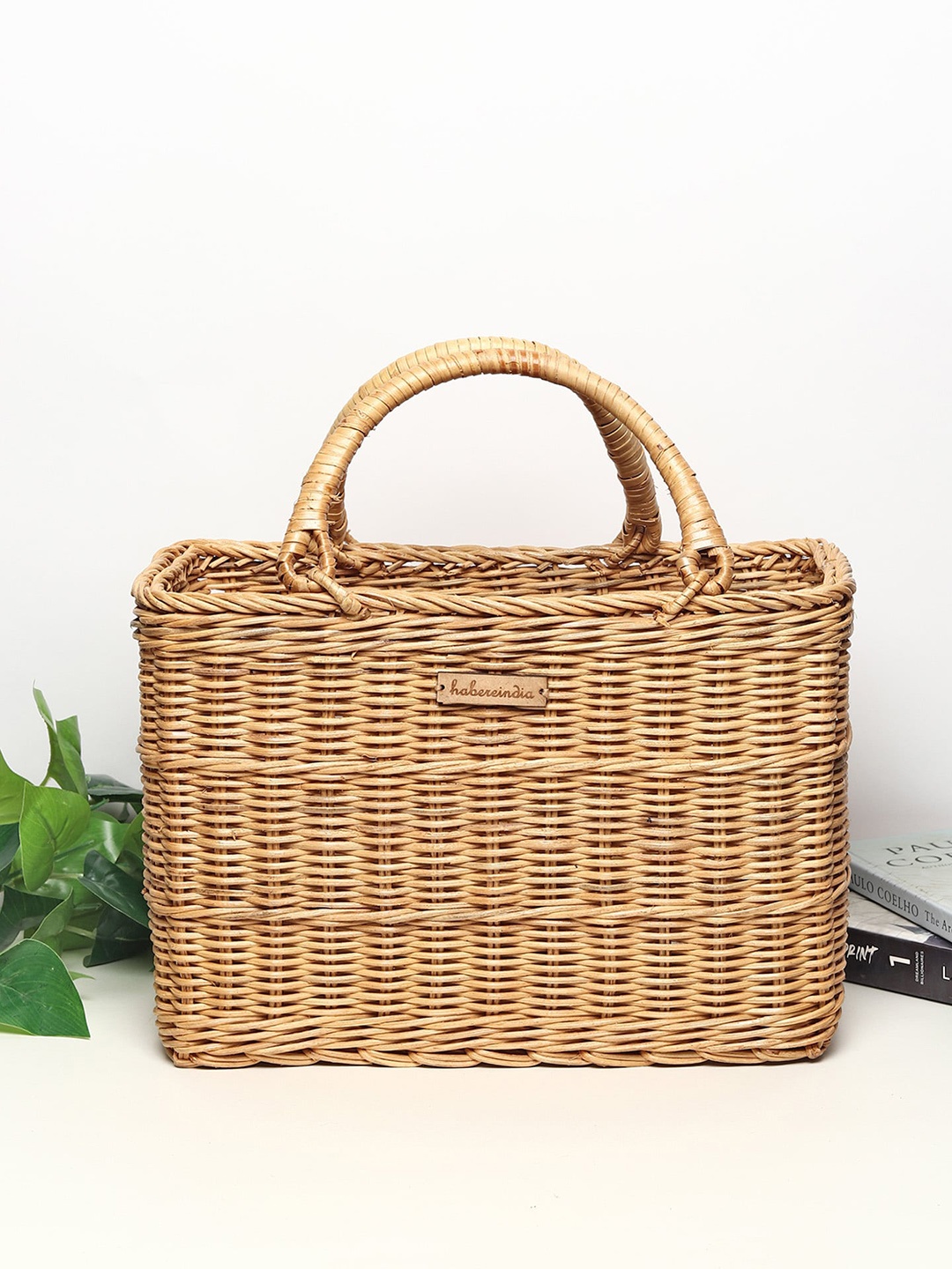 

HABERE INDIA Textured Jute Lunch Basket, Beige