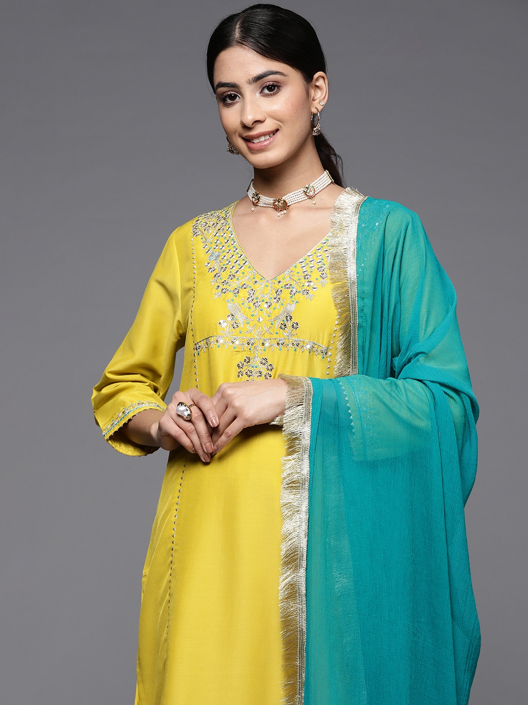 

Varanga Ethnic Motifs Embroidered Sequinned Kurta With Trousers & With Dupatta, Yellow