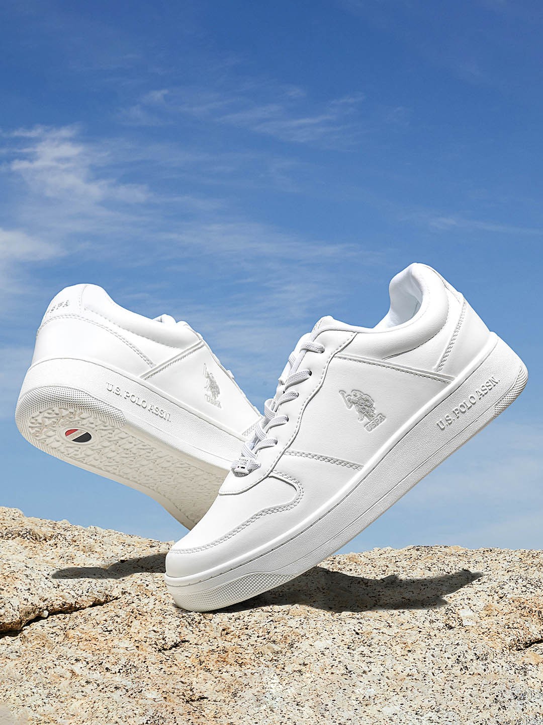 

U.S. Polo Assn. Men JAXON Colourblocked Comfort Insole Basics Sneakers, Off white