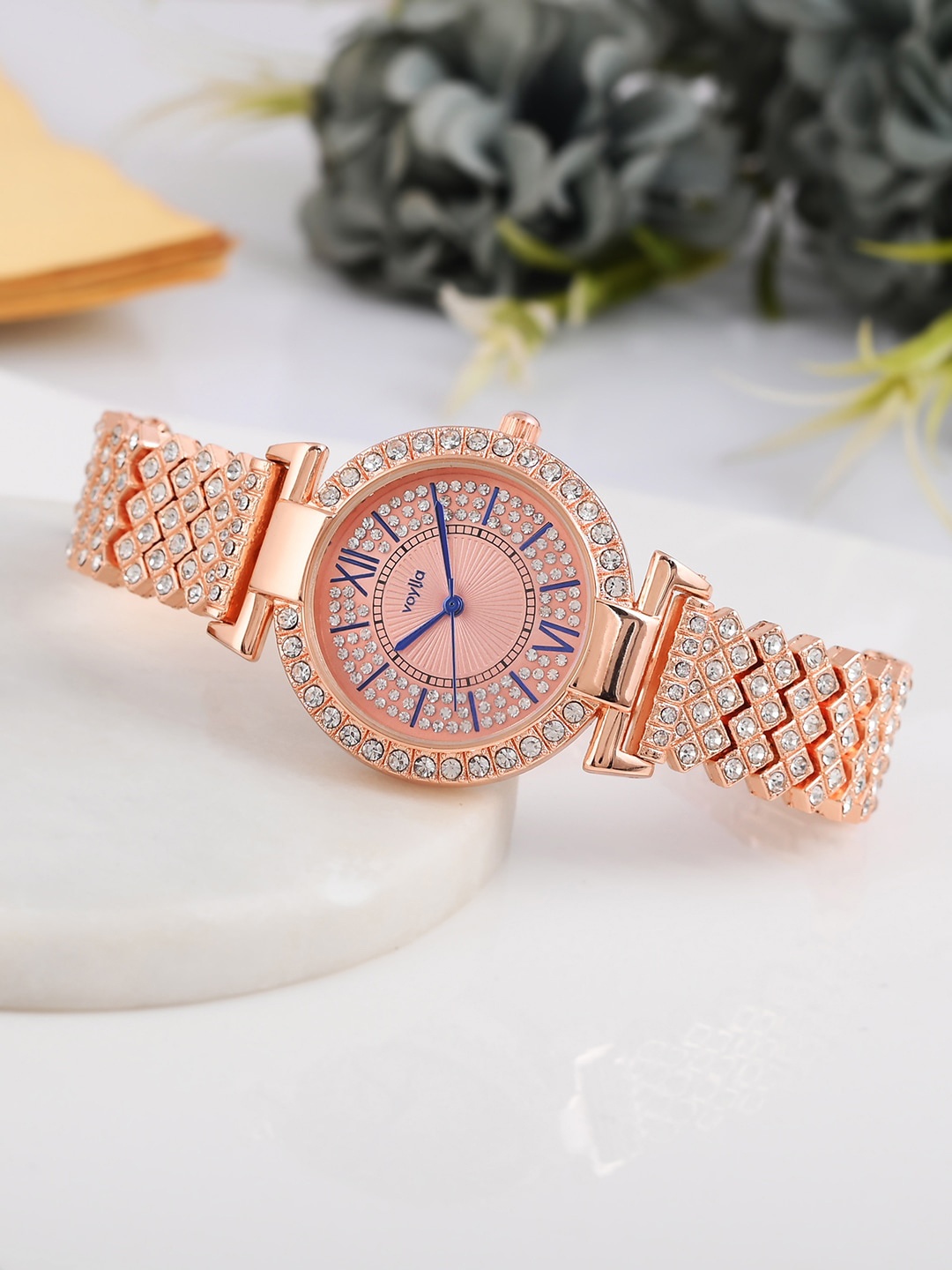 

Voylla Women Embellished Dial & Stainless Steel Analogue Watch 8905124490602, Rose gold