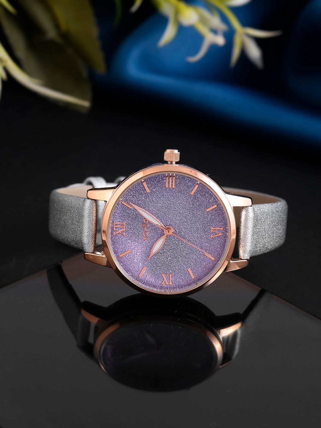 

Voylla Women Embellished Dial & Leather Straps Analogue Watch- 8905124490008, Grey