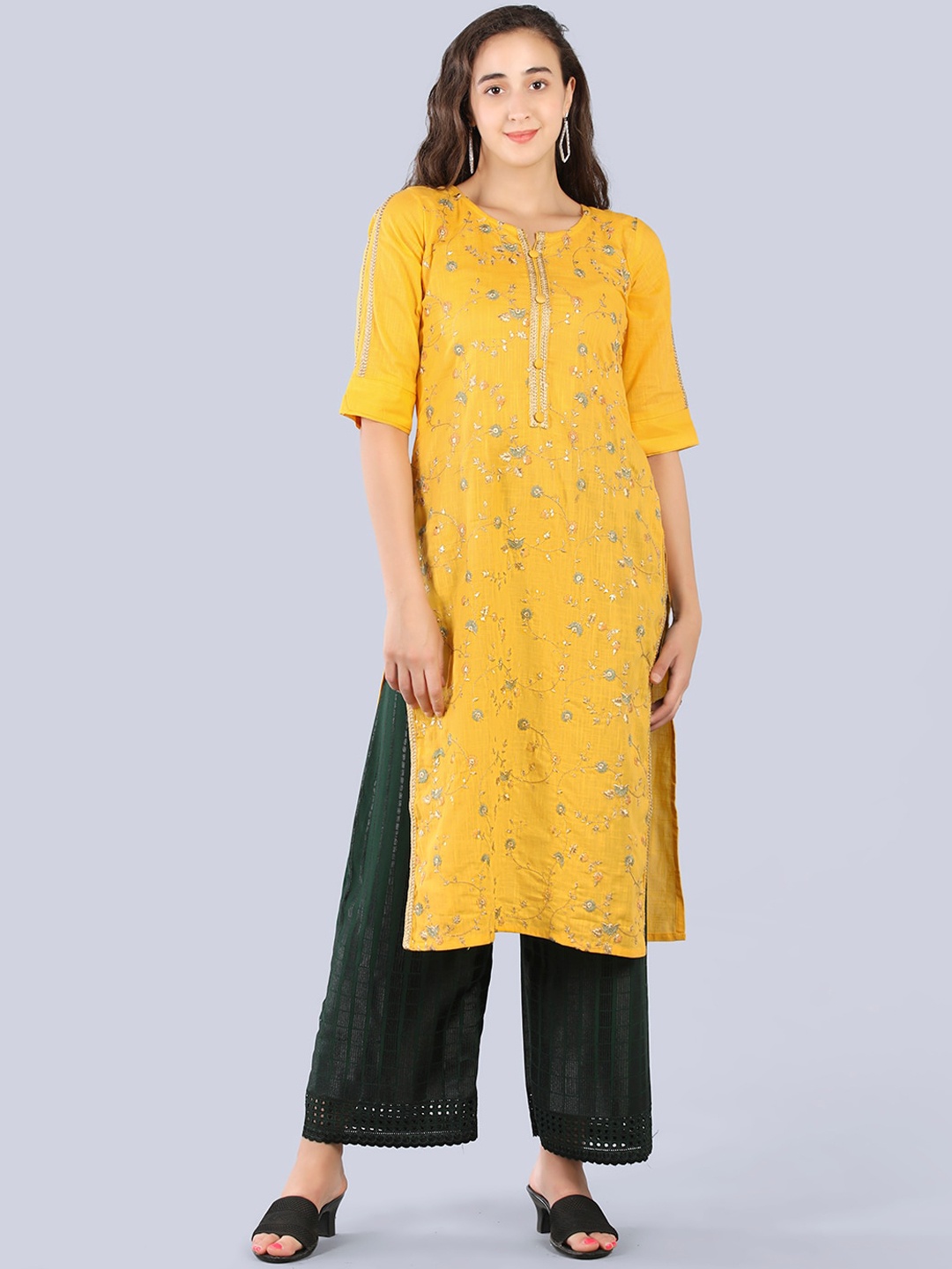 

Pakiza Floral Embroidered Thread Work Cotton Kurta, Yellow