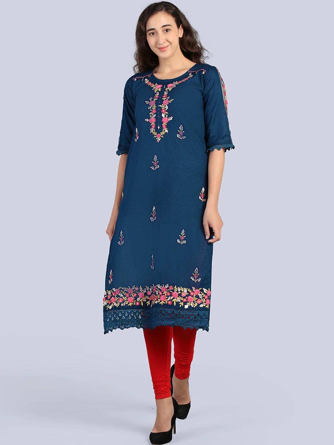 

Pakiza Women Floral Embroidered Thread Work Cotton Kurta, Blue