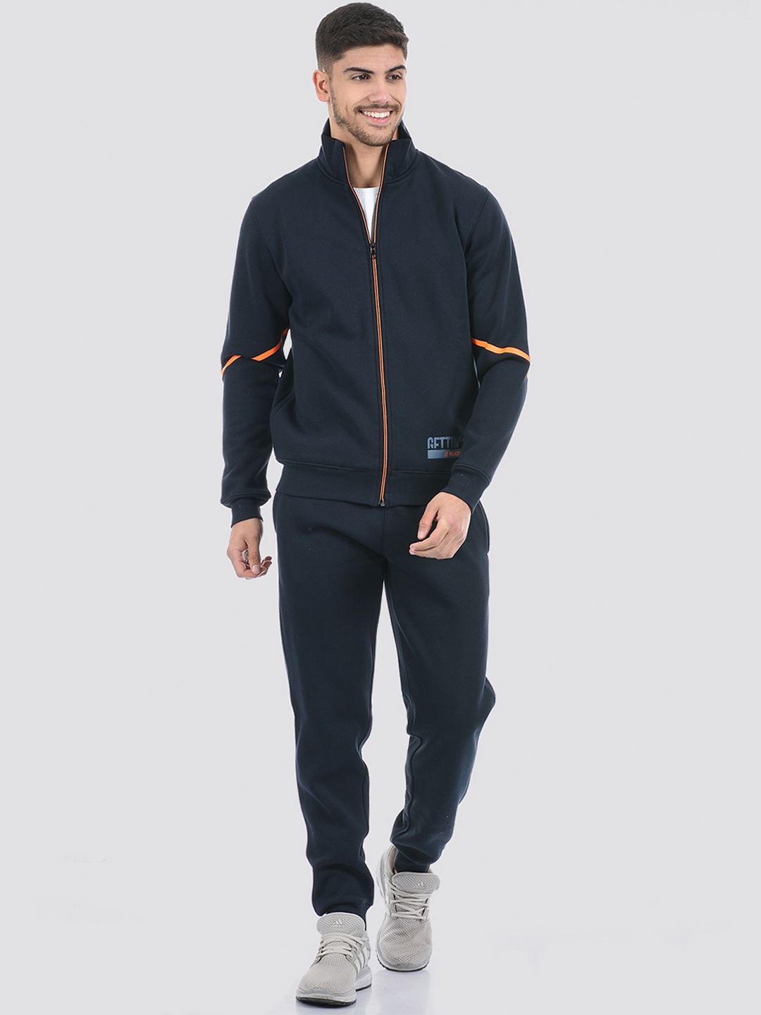 

ONEWAY Men Detailed Sweatshirt & Jogger Track Suit, Navy blue