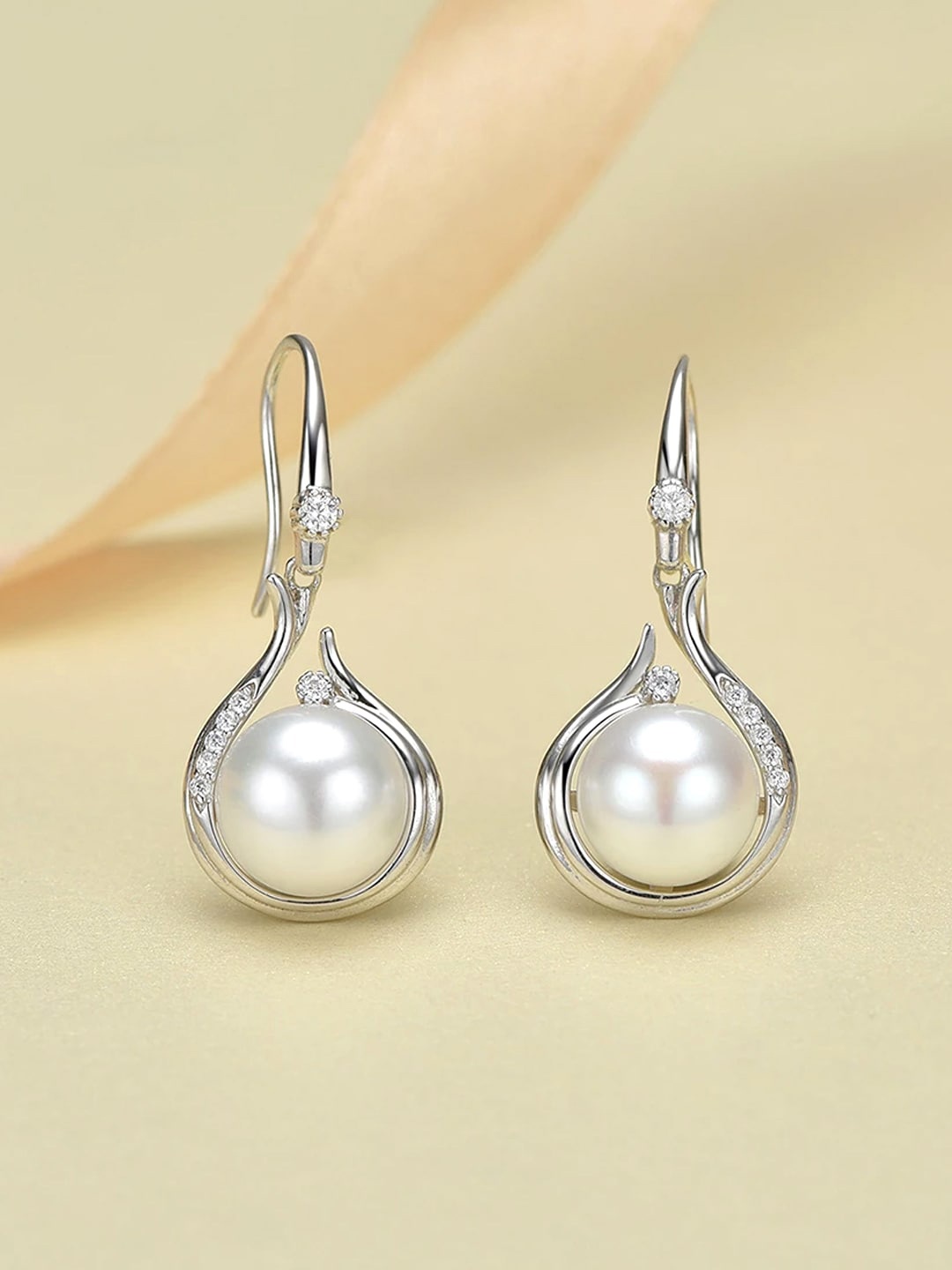 

Raajsi by Yellow Chimes 925 Sterling Silver Contemporary Drop Earrings, White