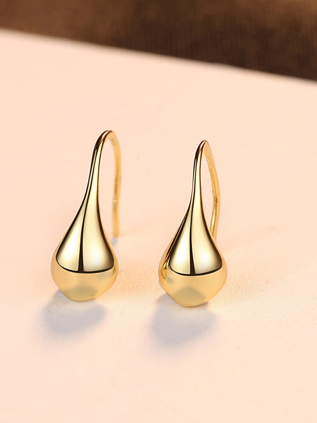 

Raajsi by Yellow Chimes Gold-Plated Sterling Silver Studs Earrings