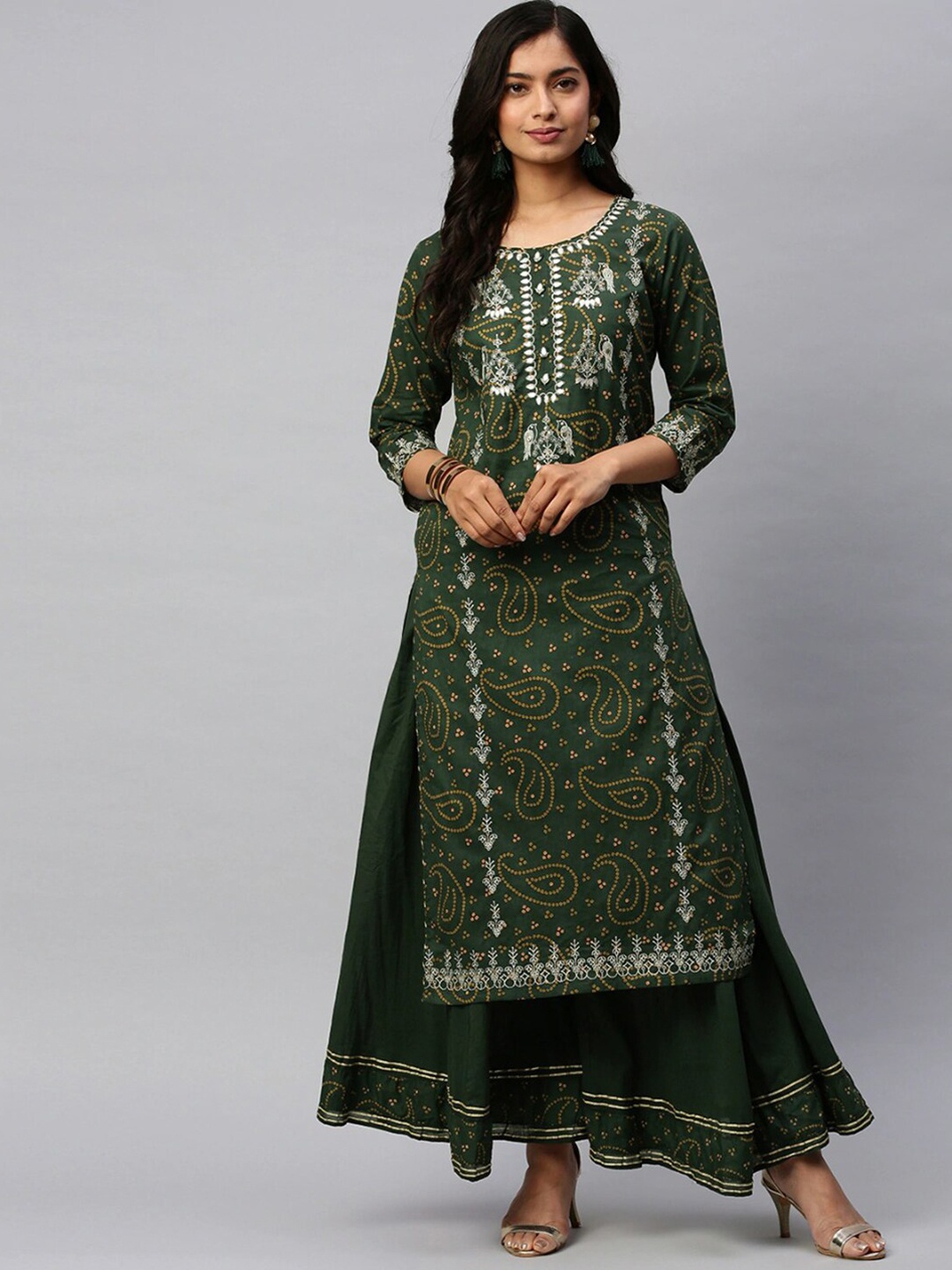 

Ishin Women Bandhani Embroidered Gotta Patti Pure Cotton Kurta with Sharara, Green