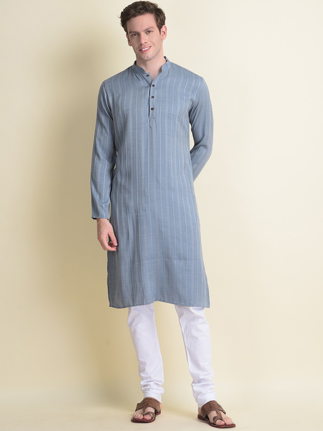 

NAMASKAR Men Striped Pure Cotton Kurta with Churidar, Grey