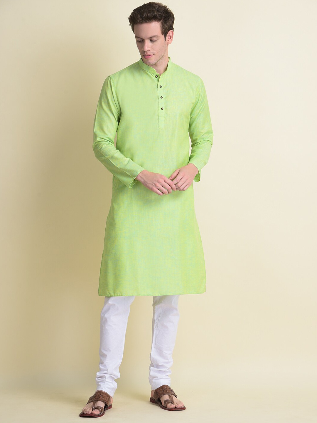 

NAMASKAR Men Mandarin Collar Pure Cotton Kurta with Churidar, Green