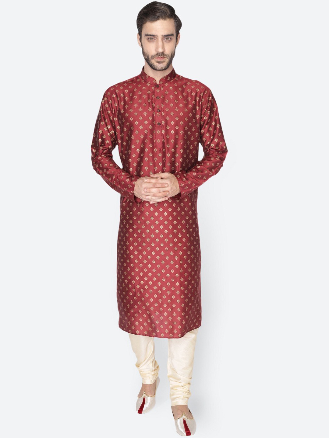 

NAMASKAR Men Printed Mandarin Collar Kurta with Churidar, Maroon