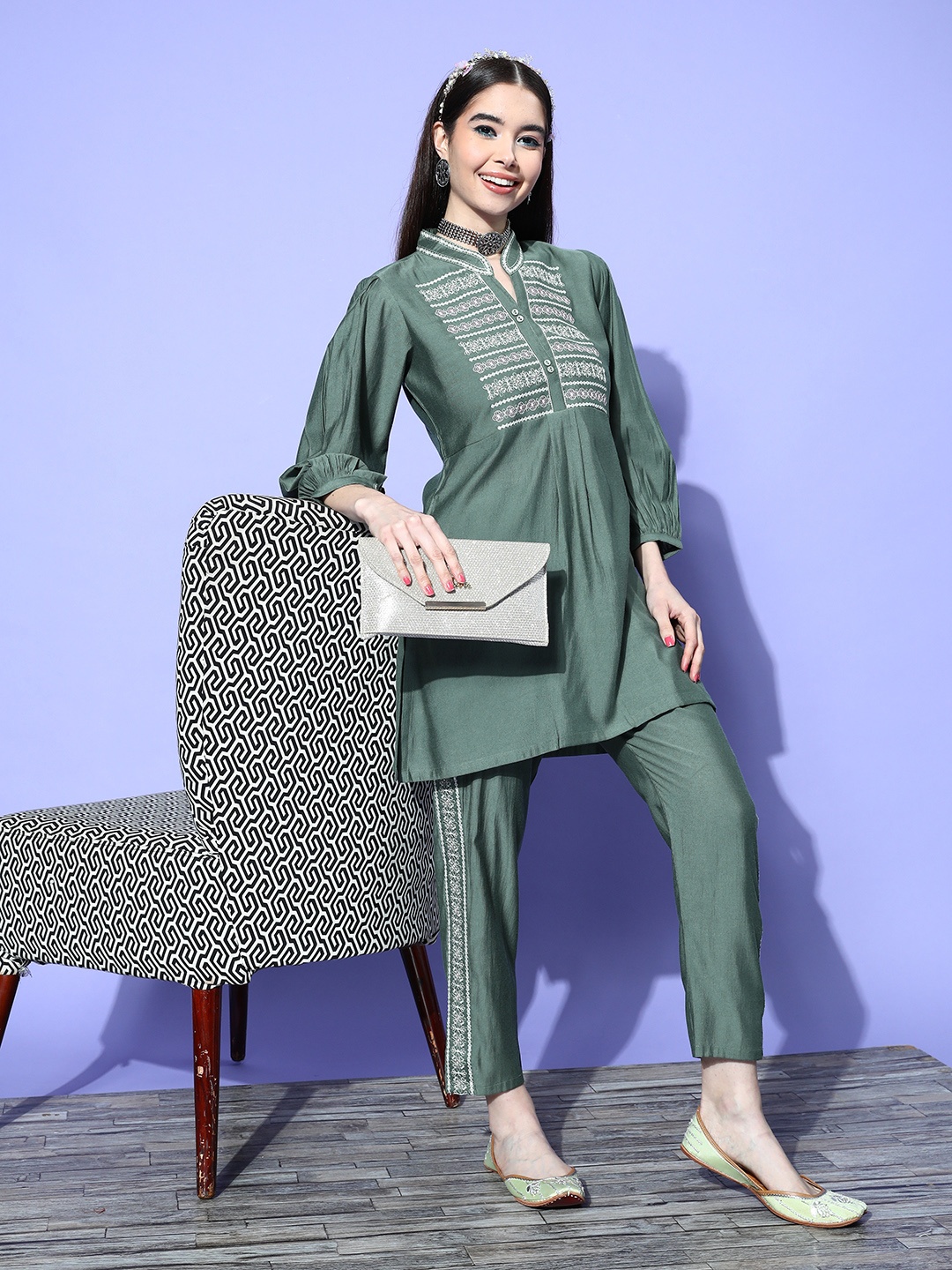 

Libas Embellished Mandarin Collar Tunic With Trousers, Green