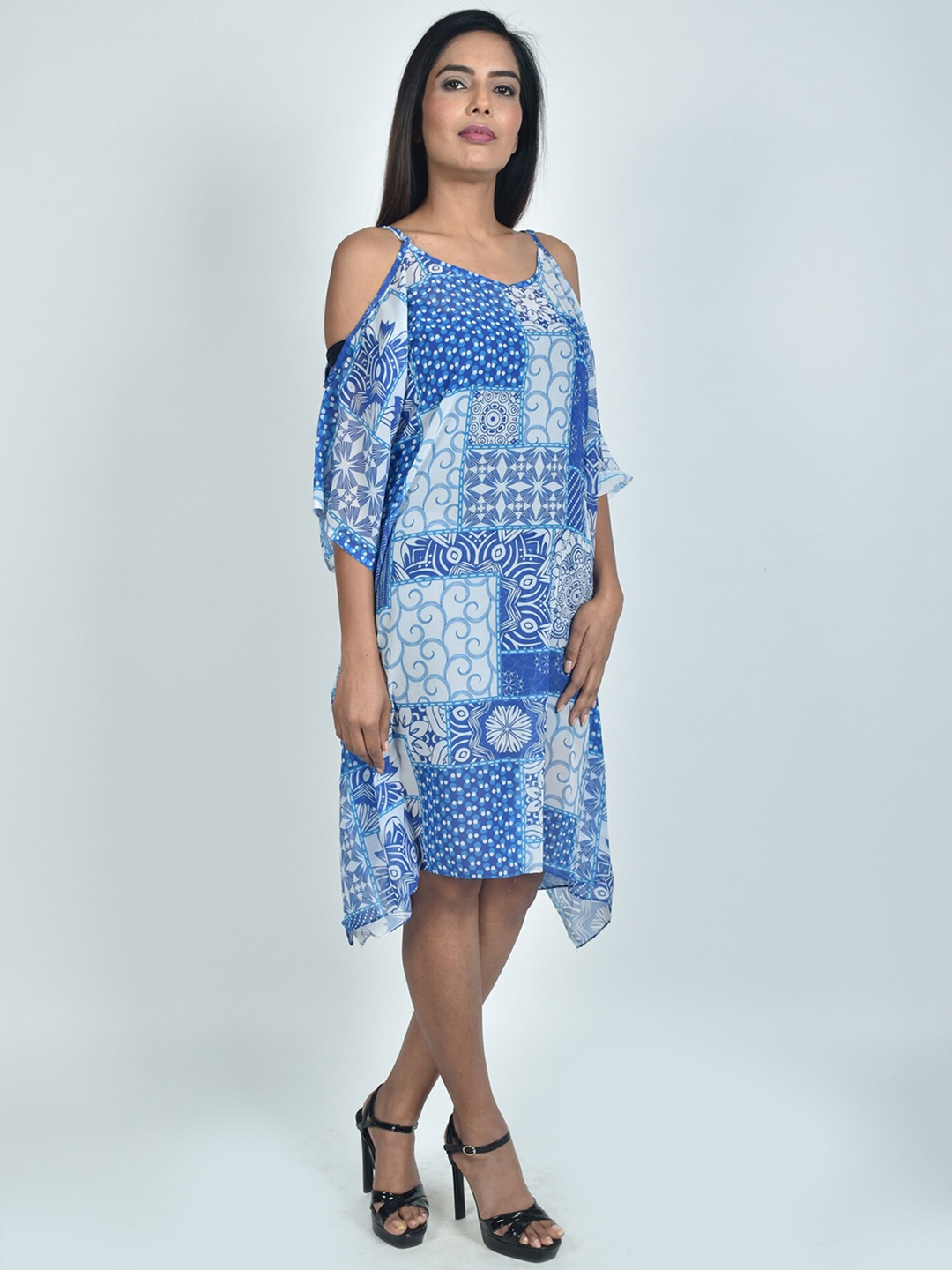 

Rajoria Instyle Asymmetric Ethnic Motifs Printed Kaftan Dress, Blue