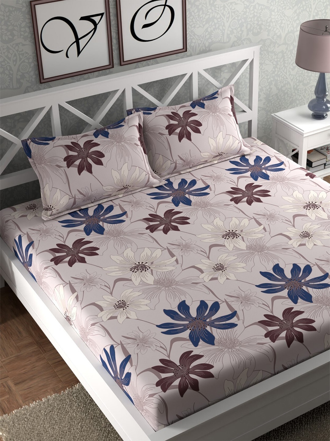 

CHHAVI INDIA Mauve & Blue Floral 210 TC Queen Bedsheet with 2 Pillow Covers