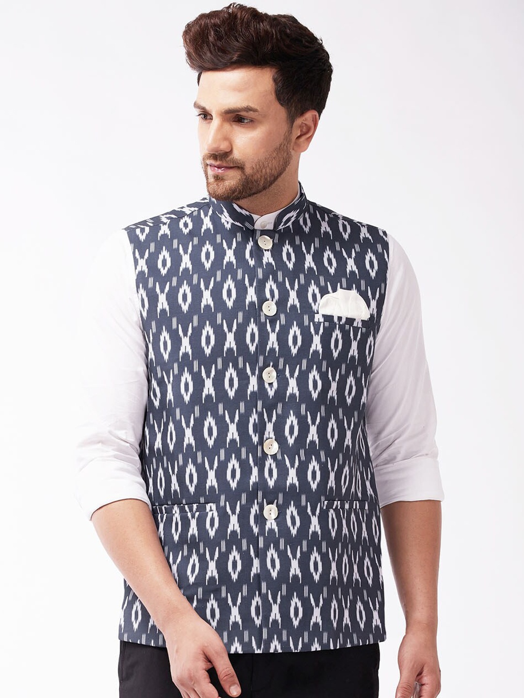 

VASTRAMAY Men Printed Cotton Woven Nehru Jackets, Black