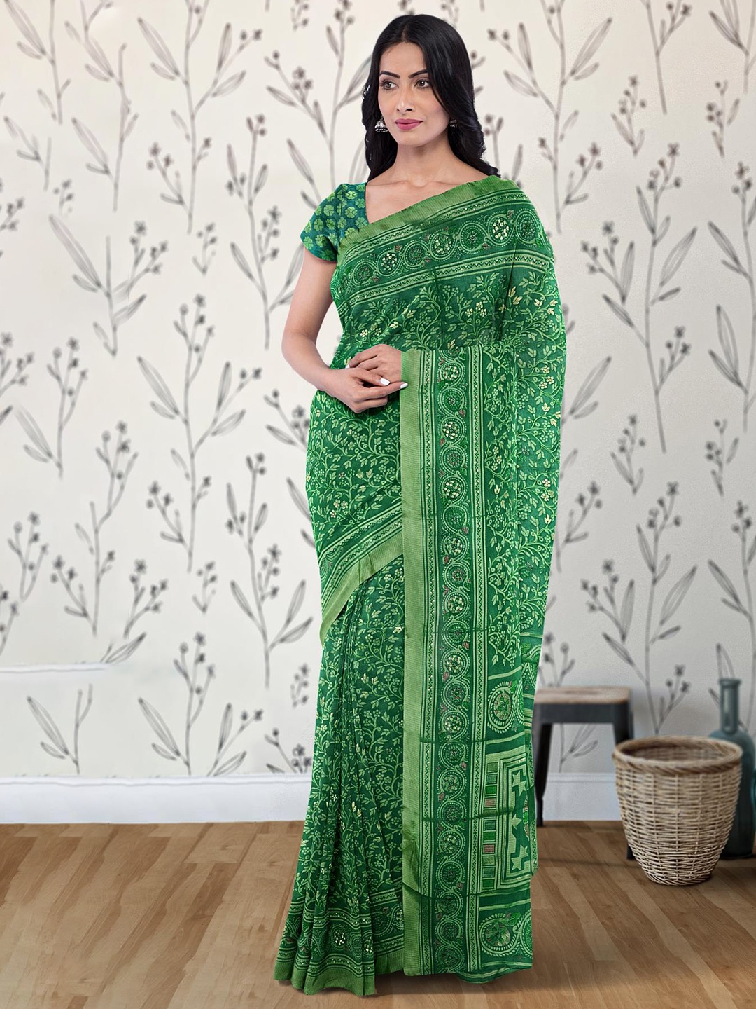 

Kalamandir Floral Printed Silk Blend Saree, Green