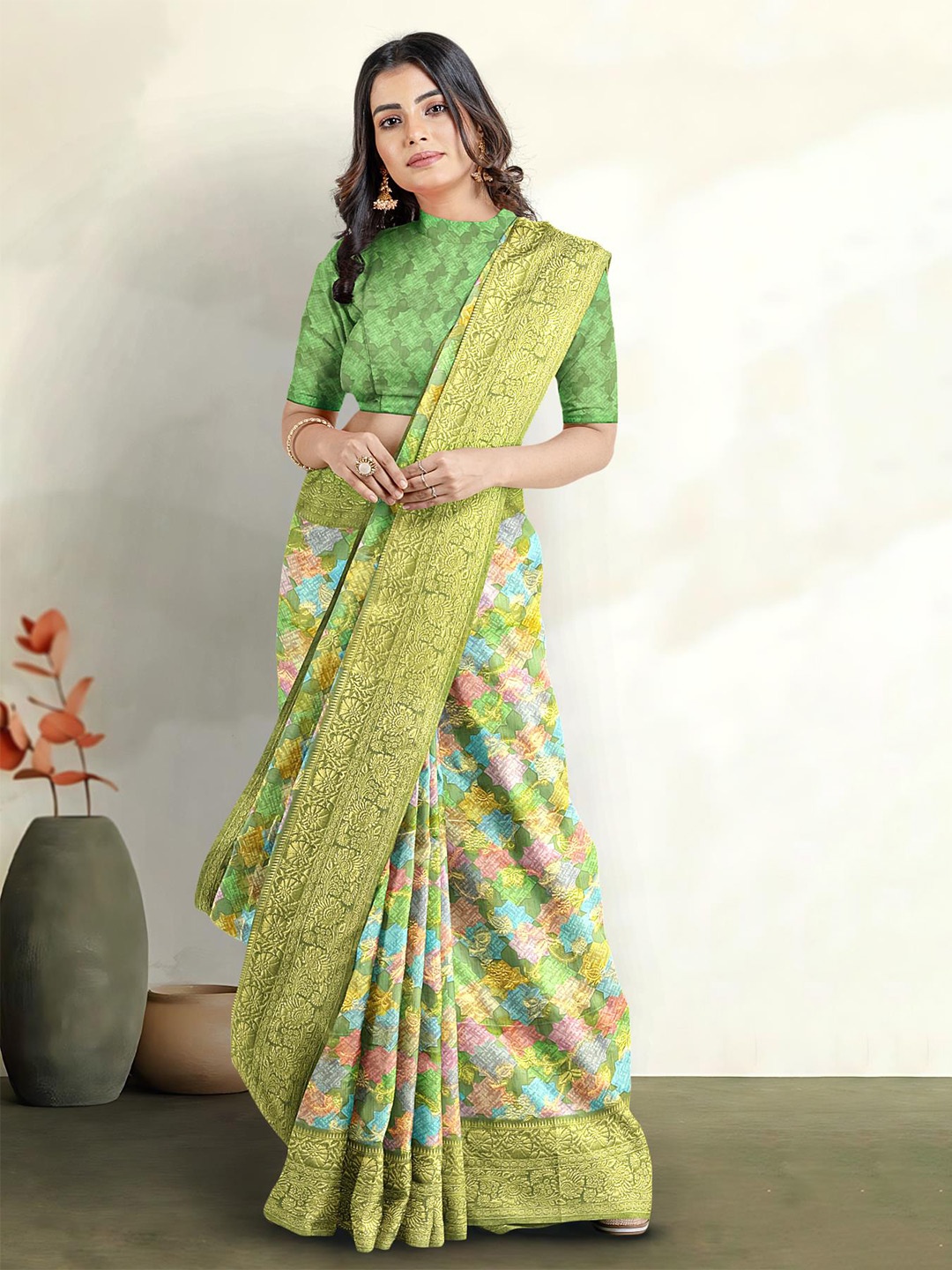

Kalamandir Ethnic Motif Woven Zari Banarasi TraditionalSaree, Green