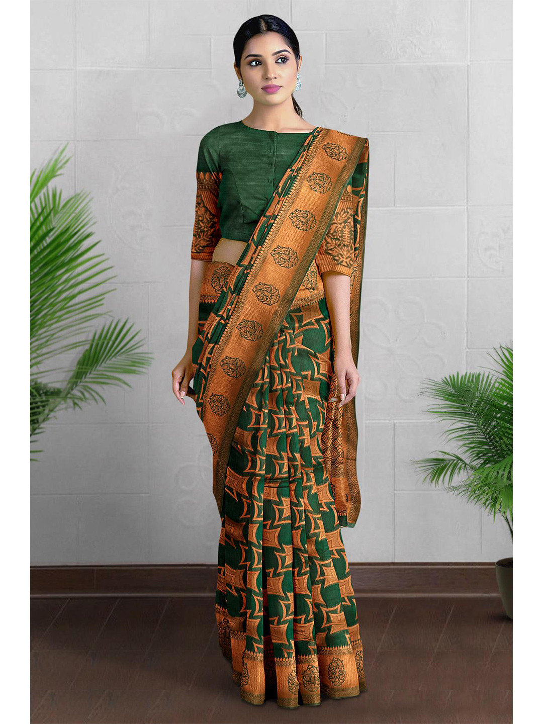 

Kalamandir Abstract Printed Zari Saree, Green