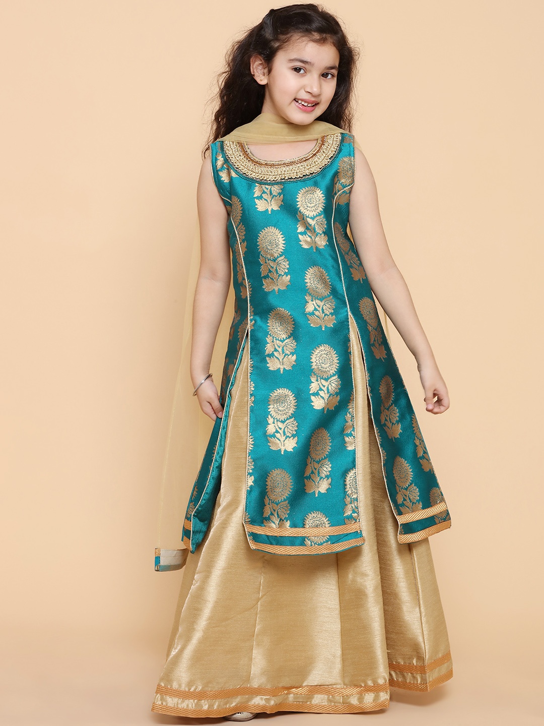 

Aj DEZInES Girls Green & Gold-Toned Ready to Wear Lehenga & Blouse With Dupatta