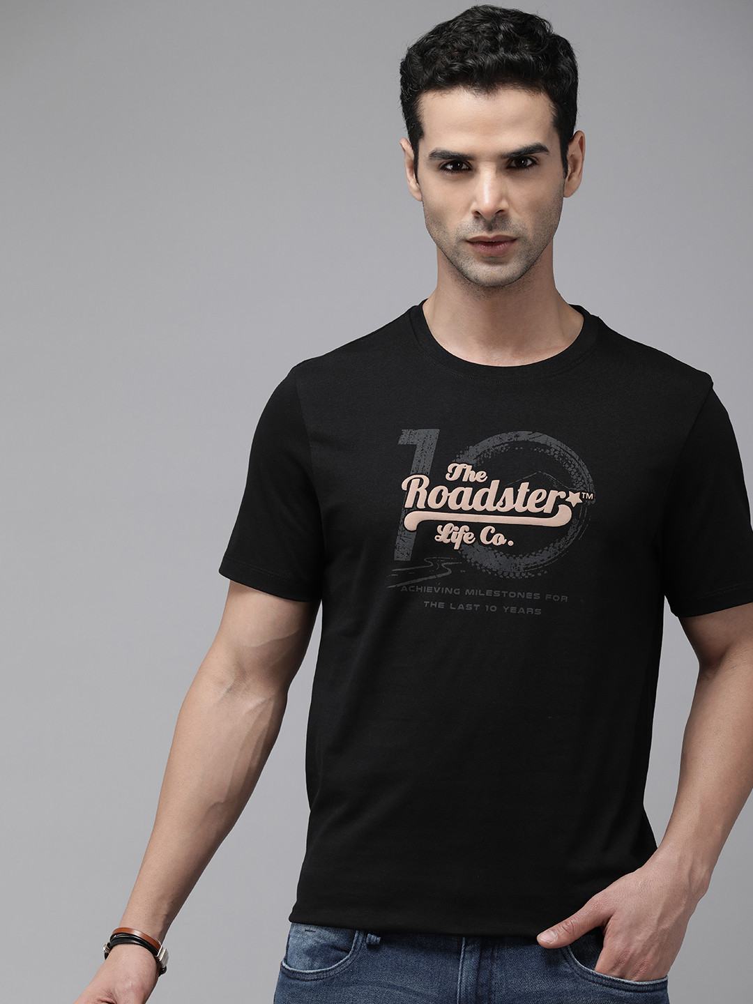 

Roadster Men Brand Logo Printed Pure Cotton T-shirt, Black