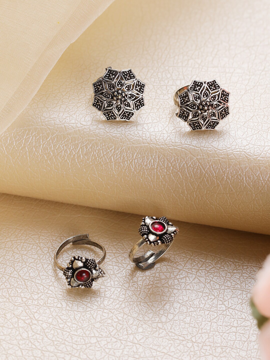 

Jazz and Sizzle Set of 2 Silver-Plated Stone-Studded Oxidised Toe Rings