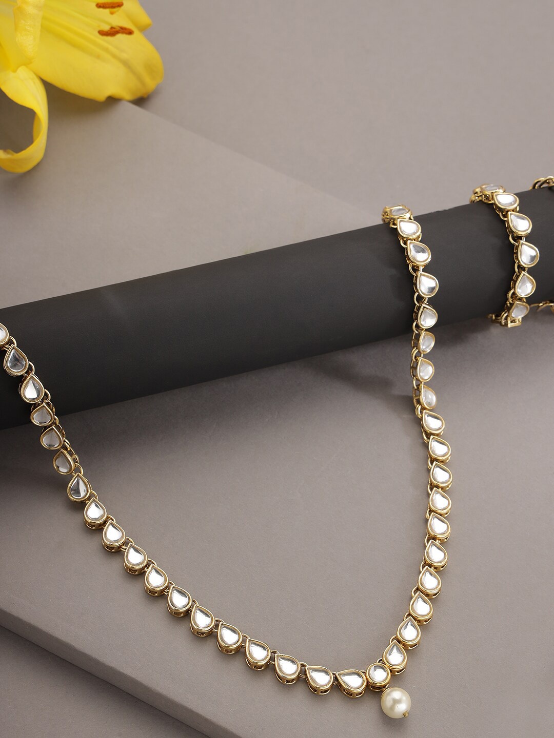 

Jazz and Sizzle Gold-Plated Kundan-Studded & Pearl Beaded Waist Chain, White